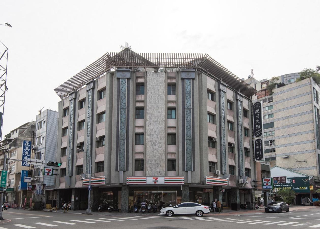Raise Hotel Taichung Buitenkant foto