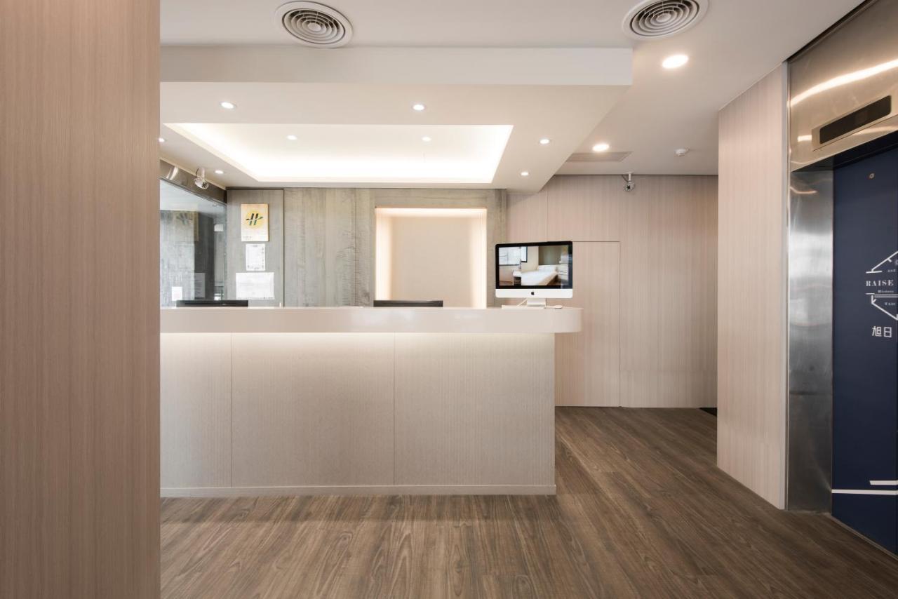 Raise Hotel Taichung Buitenkant foto
