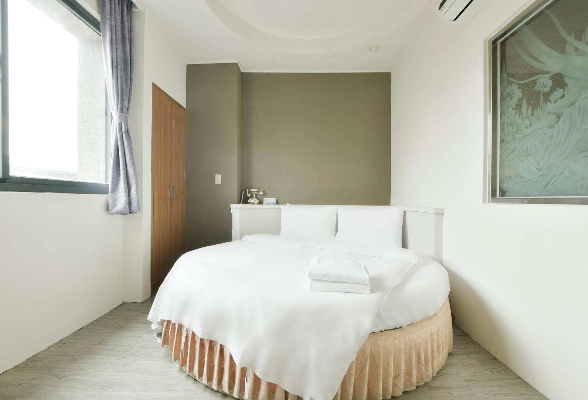 Raise Hotel Taichung Buitenkant foto