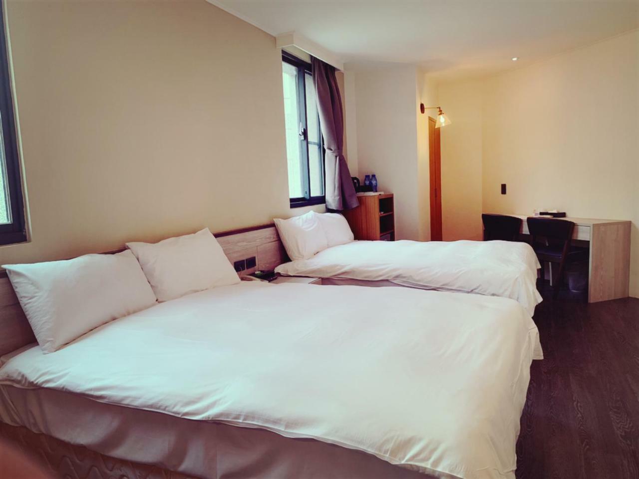 Raise Hotel Taichung Buitenkant foto